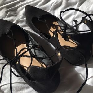 Old Navy Black Pointy Ballet Flat Lace-Up 9